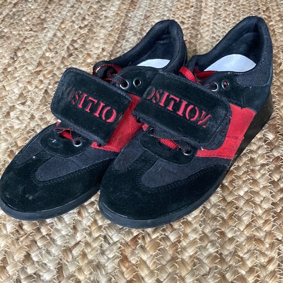 position weightlifting shoes